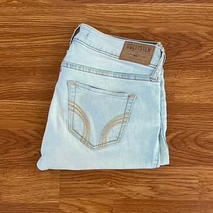 Hollister light wash skinny jeans
